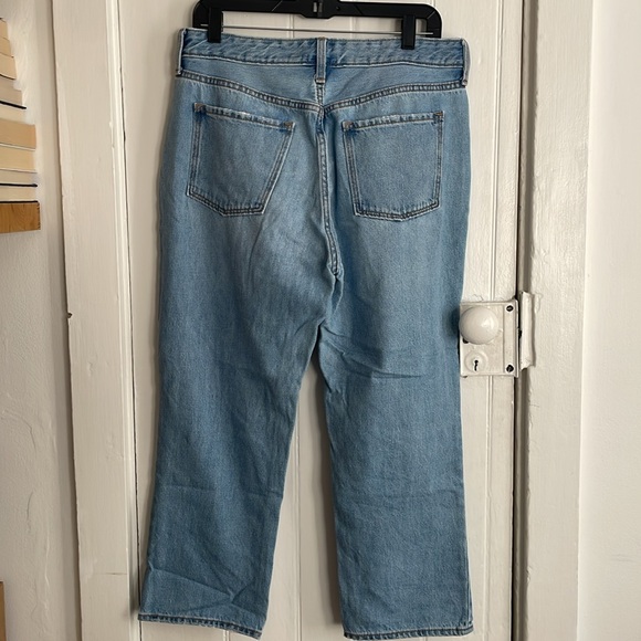 Old Navy Distressed Straight Leg Jeans - Picture 5 of 6